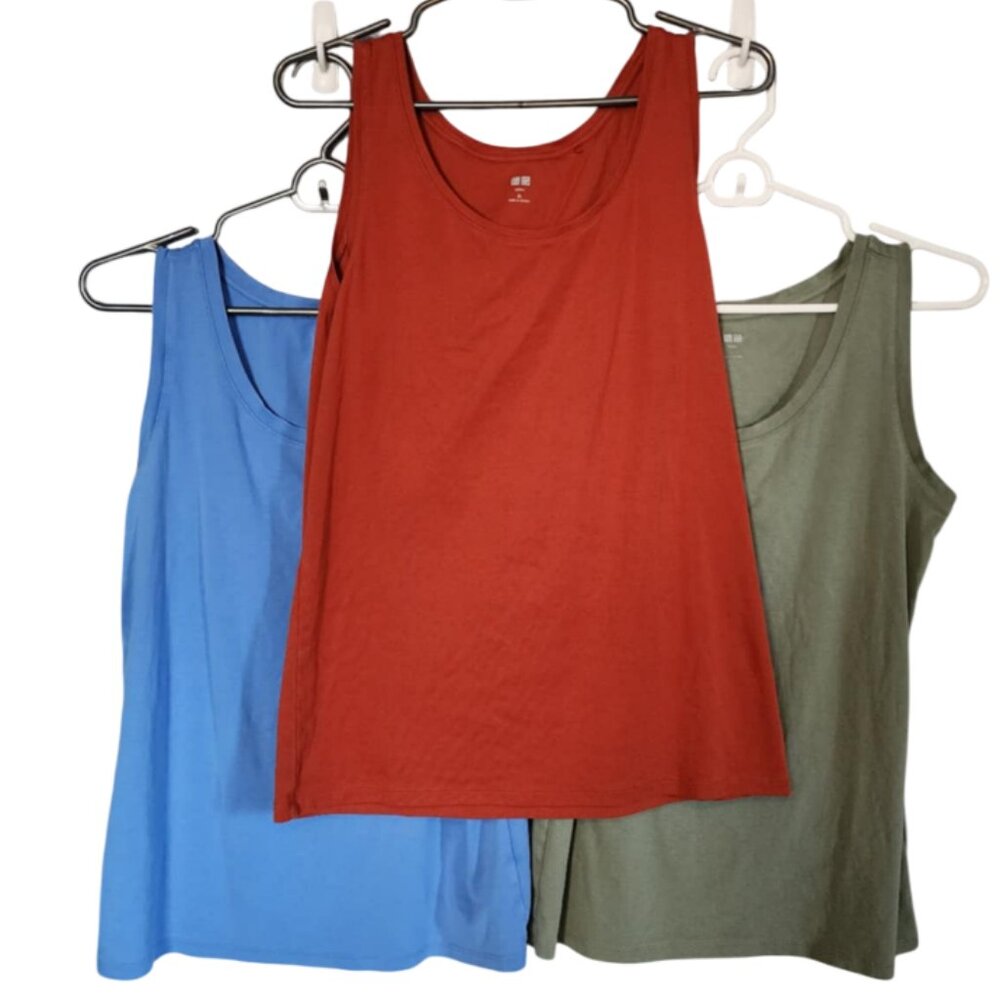 EUC Uniqlo Set of Three - 2 Large, 1 XL